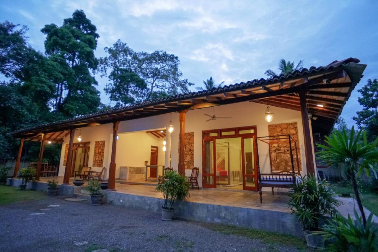Antique Ceylon Villa Ahangama Εξωτερικό φωτογραφία