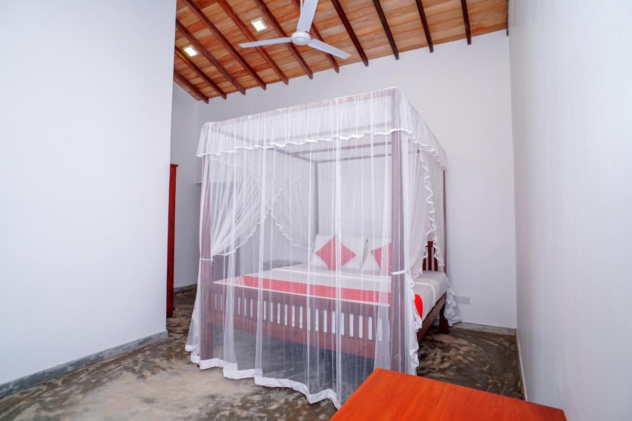 Antique Ceylon Villa Ahangama Εξωτερικό φωτογραφία